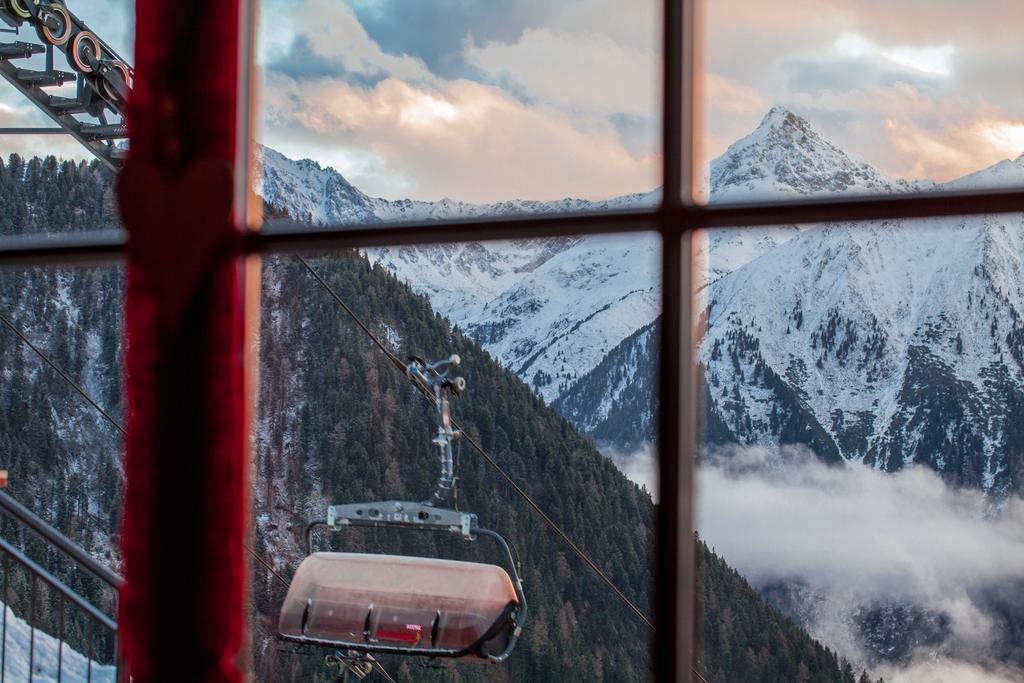Berggasthof Hochzeigerhaus Йерценс Экстерьер фото