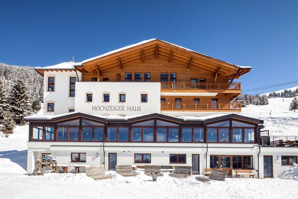 Berggasthof Hochzeigerhaus Йерценс Экстерьер фото